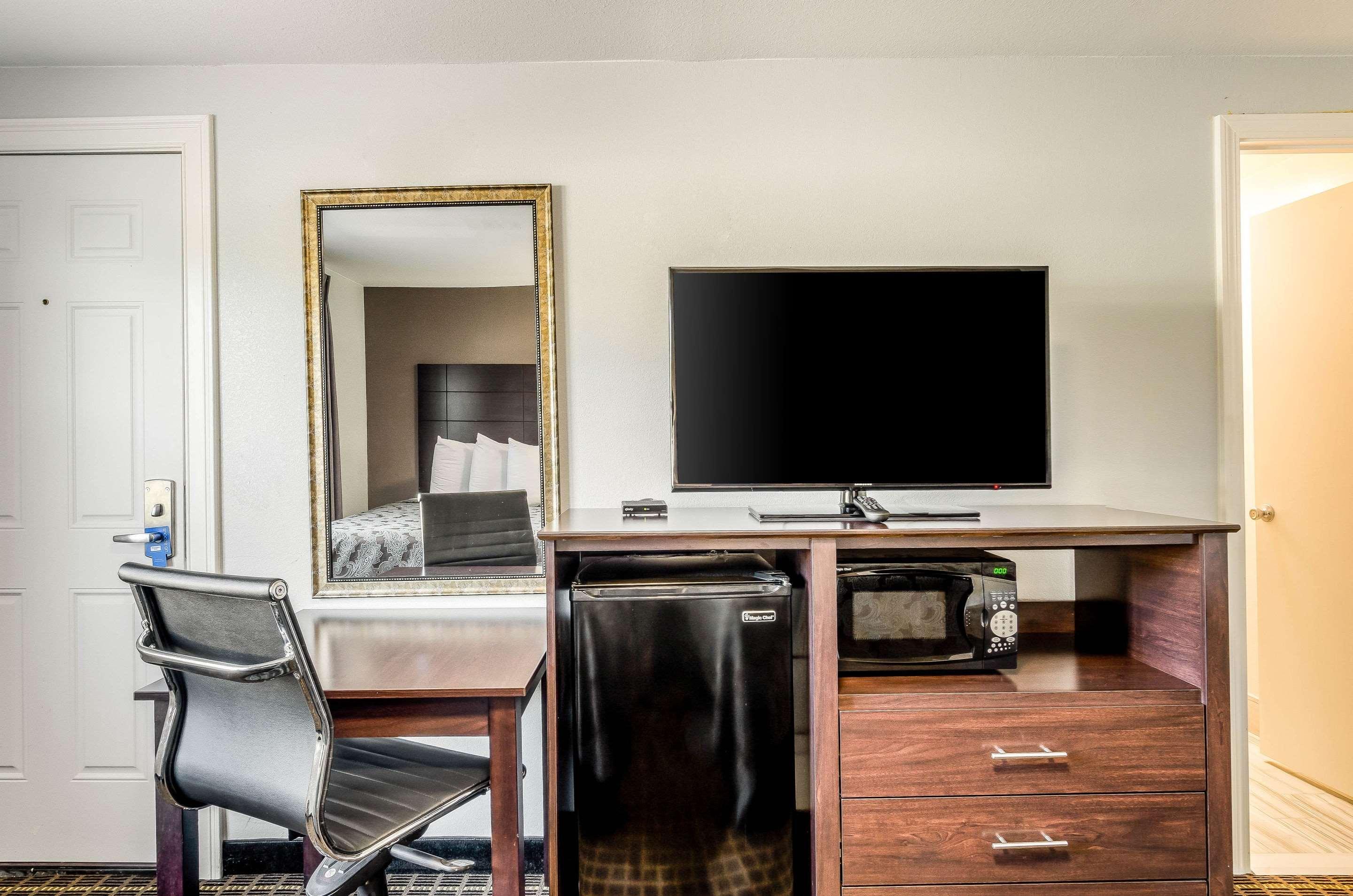 Rodeway Inn Middleboro-Plymouth Ngoại thất bức ảnh