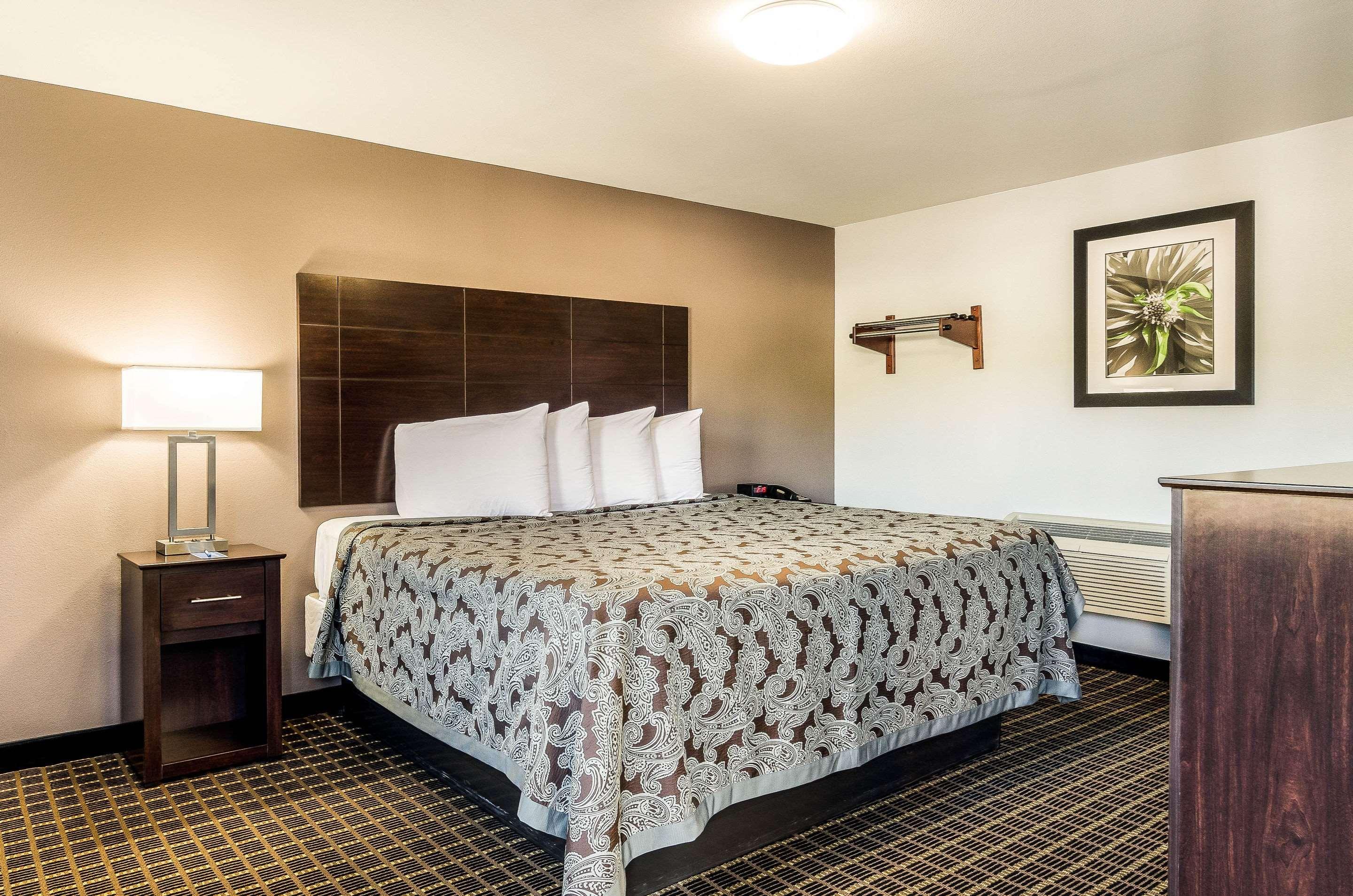 Rodeway Inn Middleboro-Plymouth Ngoại thất bức ảnh